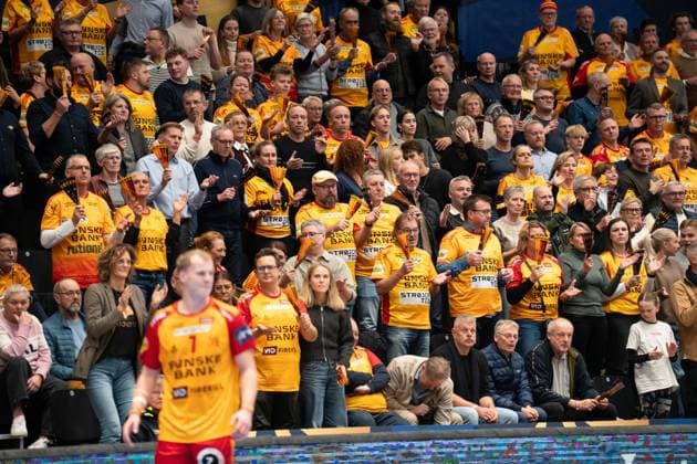 GOG v Orlen Wisla Plock, EHF Champions League, Svendborg, Denmark Svendborg, Denmark. 20th, November 2025. Handball fans of GOG seen on the stands at the EHF Champions League match between GOG and Orlen Wisla Plock at Arena Svendborg in Svendborg. Denmark, Svendborg  Copyright: xGonzalesxPhoto KentxRasmussenx