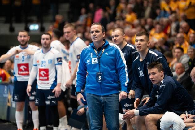 GOG v Orlen Wisla Plock, EHF Champions League, Svendborg, Denmark Svendborg, Denmark. 20th, November 2025. Head coach Xavi Sabate of Orlen Wisla Plock seen during the EHF Champions League match between GOG and Orlen Wisla Plock at Arena Svendborg in Svendborg. Denmark, Svendborg  Copyright: xGonzalesxPhoto KentxRasmussenx