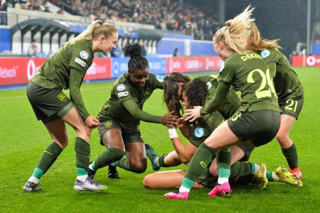 OHL Women s Jada Conijnenberg celebrates after scoring during a soccer match between Oud-Heverlee Leuven Women and Italian AS Roma, Thursday 20 November 2025 in Leuven, game 4 (out of 6) in the league phase of the UEFA Women s Champions League competition. JILLxDELSAUX  x143050272x