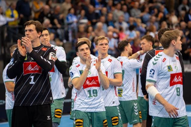Handball I Men I Season 2025 2026 I Bundesliga I 13 Matchday I TVB Stuttgart GWD Minden I 20 11 2025 Disappointment after the low defeat v L Malte Semisch 1, GWD Minden , Jakub Sterba 19, GWD Minden Stuttgart Porsche Arena Baden Württemberg Germany Copyright: xLobeca MaxxPetershansx