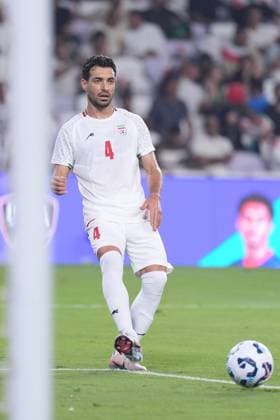 18 November 2025 : Shojae Khalilzadeh of Iran national team, Nationalteam full length, Freisteller body during the FIFA football friendly international soccer match between Uzbekistan National team and Iran national team at Al Maktoum Stadium stadium, Dubai city.UAE Uzbekistan National team v Iran national team, pre World Cup 2026 Copyright: xSebastianxFrejx