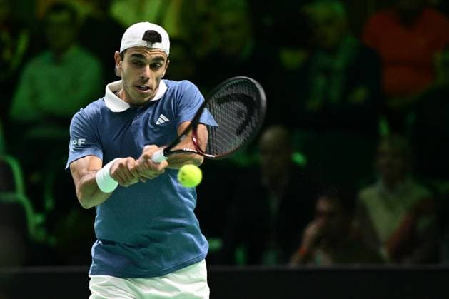Francisco Cerundolo of Argentina in action during the Davis Cup Quarter-Final match between Francisco Cerundolo of Argentina and Alexander Zverev of Germany at Supertennis Arena - Bolognafiere on November 20, 2025 in Bologna, Italy  Copyright: xDomenicoxCippitelli IPAxSportx xipa-agency.netx xx IPA_68188999 IPA_Agency_IPA68188999