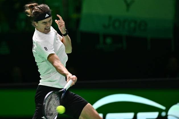 Alexander Zverev of Germany in action during the Davis Cup Quarter-Final match between Francisco Cerundolo of Argentina and Alexander Zverev of Germany at Supertennis Arena - Bolognafiere on November 20, 2025 in Bologna, Italy  Copyright: xDomenicoxCippitelli IPAxSportx xipa-agency.netx xx IPA_68189043 IPA_Agency_IPA68189043