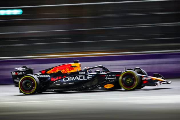 F1 - LAS VEGAS GRAND PRIX 2025 01 VERSTAPPEN Max (nld), Red Bull Racing RB21, action during the 2025 Formula 1 Las Vegas Grand Prix, 22th round of the 2025 FIA Formula One World Championship, WM, Weltmeisterschaft from November 21 to 23, 2025 on the Las Vegas Strip Circuit, in Paradise, Nevada, United States of America - ParadiseUnited States  Copyright: xXavixBonillax