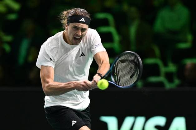 Davis Cup Finals 2025 Alexander Zverev of Germany plays during the Davis Cup Quarter-Final match between Francisco Cerundolo of Argentina and Alexander Zverev of Germany at Supertennis Arena - Bolognafiere in Bologna, Italy, on November 20, 2025 Bologna Italy Italy  Copyright: xDomenicoxCippitellix originalFilename:cippitelli-itafranc251120_npcN4.jpg