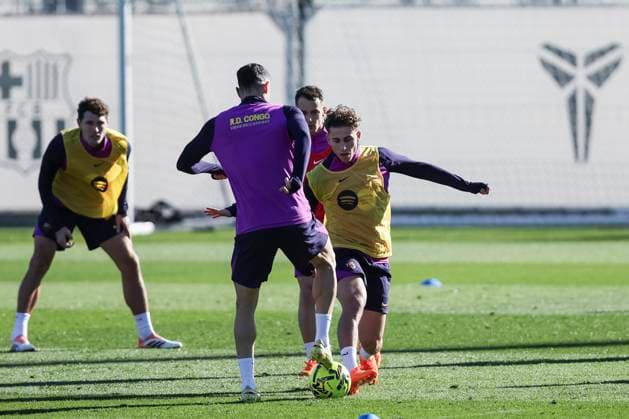 November 21, 2025, Sant Joan Despi, Barcelona, SPAIN: Fermin Lopez during the training day of FC Barcelona, Barca ahead the Spanish League, La Liga EA Sports, football match against Athletic Club at Ciudad Esportiva Joan Gamper on November 21, 2025 in Sant Joan Despi, Barcelona, Spain. Sant Joan Despi SPAIN - ZUMAa181 20251121_zaa_a181_028 Copyright: xJavierxBorregox