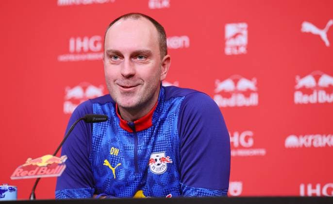 RB Leipzig Coach PK Leipzig, 21 11 2025, RBL Football Academy, Soccer Bundesliga , RB Leipzig Press Conference , In the picture Head Coach Ole Werner RB Leipzig, Men , Picture Point