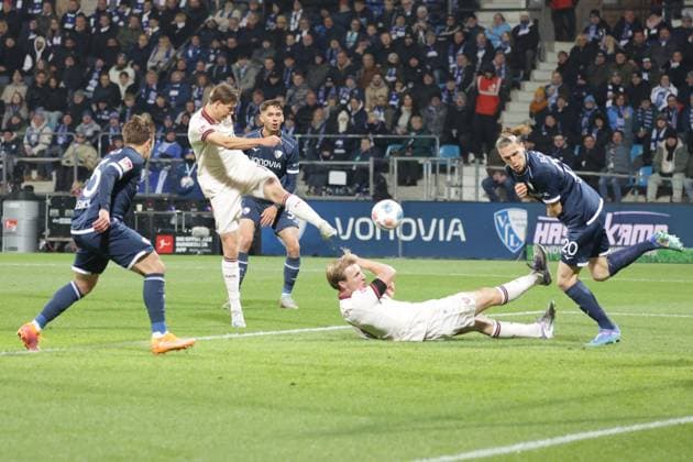 21 11 2025, xgrfx, Soccer 2 Bundesliga, VfL Bochum Dynamo Dresden v l Tor, Alexander Rossipal Dynamo Dresden DFL DFB REGULATIONS PROHIBIT ANY USE OF PHOTOGRAPHS as IMAGE SEQUENCES and or QUASI VIDEO Bochum