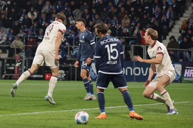 21 11 2025, xgrfx, Soccer 2 Bundesliga, VfL Bochum Dynamo Dresden v l Tor, Alexander Rossipal Dynamo Dresden DFL DFB REGULATIONS PROHIBIT ANY USE OF PHOTOGRAPHS as IMAGE SEQUENCES and or QUASI VIDEO Bochum