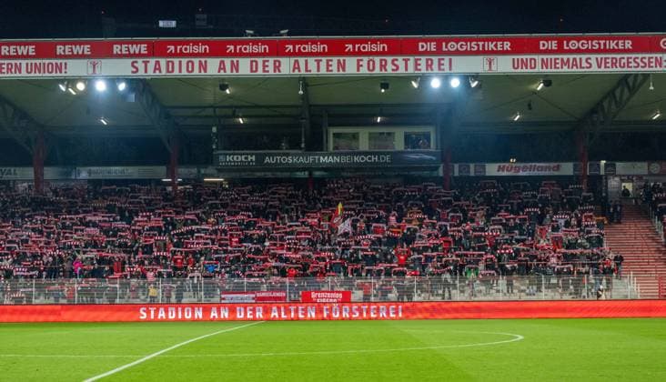 Soccer, Women, Season 2025 2026, Google Pixel Women Bundesliga 11 Matchday , 1 FC Union Berlin Hamburger SV, Fans of 1 FC Union, 21 11 2025, Copyright: xMatthiasxKochx