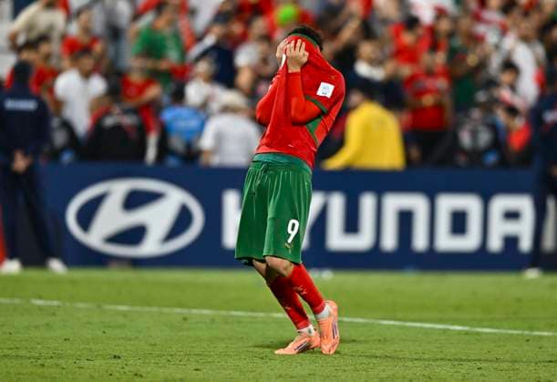 Morocco v Brazil : Quarter-final- FIFA U-17 World Cup Qatar 2025 Ziyad Baha of Morocco appears dejected after the FIFA U-17 World Cup Qatar 2025 Quarter-final match between Morocco and Brazil in Doha, Qatar, on November 21, 2025. DOHA Qatar Copyright: xNOUSHADxTHEKKAYILx