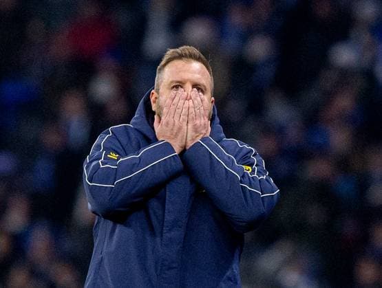 Soccer, Men, Season 2025 2026, 2 Bundesliga 13 Matchday , Hertha BSC Eintracht Braunschweig, Coach Heiner Backhaus Braunschweig , 21 11 2025, Copyright: xSebastianxRäppold MatthiasxKochx