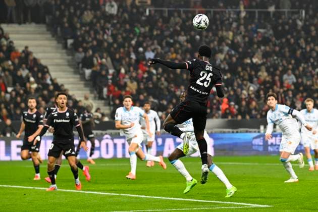 FOOTBALL : OGC Nice VS Olympique de Marseille - Ligue 1 McDonald s - 21 11 2025 Ligue 1 McDonald™s match between OGC Nice and Olympique de Marseille on November 21, 2025 at the Allianz Riviera Stadium in Nice. NiceFrance  Copyright: xWilliamxCannarellax