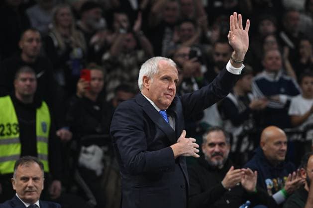 PARTIZAN vs FENERBAHCE ISTANBUL ZELIMIR OBRADOVIC ZELJKO coach basketball Partizan vs Fenerbahce Istanbul Euroleague match at Beogradska arena, Belgrade 21.11.2025 Foto: BASKETBALL, EUROLEAGUE, PARTIZAN, FENERBAHCE ISTANBUL Belgrade Stark Belgrade arena Serbia Copyright: xMarkoxMetlas xMNxPressx