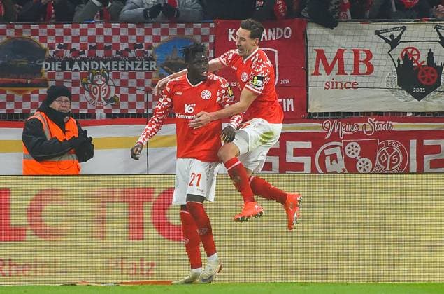 21 11 2025, xhbx, Soccer 1 Bundesliga, FSV Mainz 05 TSG Hoffenheim v l Torjubel, Goal celebration, celebrate the goal 1 1 by Danny da Costa FSV Mainz 05 DFL DFB REGULATIONS PROHIBIT ANY USE OF PHOTOGRAPHS as IMAGE SEQUENCES and or QUASI VIDEO Mainz