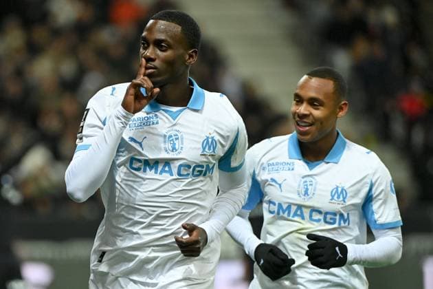 OGC Nice v Olympique de Marseille - Ligue 1 McDonald s 2025 2026 22 Timothy WEAH (om) during the Ligue 1 McDonald s match between OGC Nice and Olympique de Marseille at Allianz Riviera on November 21, 2025 in Nice, France. Nice France  Copyright: xFEPx 776348205