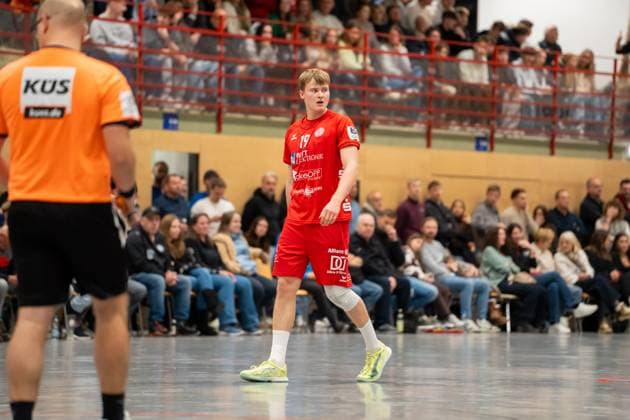 Handball I Men I Season 2025 2026 I 3 League I 12 Matchday I TV Bittenfeld 2 TSV Neuhausen Filder 1898 I 21 11 2025 Linus Schmid 19, TSV Neuhausen Waiblingen Community Hall Bittenfeld Baden Württemberg Germany Copyright: xLobeca MaxxPetershansx