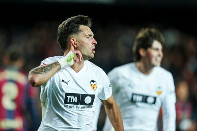 November 21, 2025, Valencia, Valencia, SPAIN: Hugo Duro of Valencia CF celebrates a goal during the Spanish league, La Liga EA Sports, football match played between Valencia CF and UD Levante at Mestalla stadium on November 21, 2025, in Valencia, Spain. Valencia SPAIN - ZUMAa181 20251121_zaa_a181_082 Copyright: xIvanxTerronx
