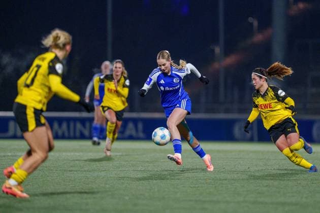 Womens Westphalia Cup 2025 2026 FC Schalke 04 Borussia Dortmund Match scene Gelsenkirchen Parkstadion NRW Germany