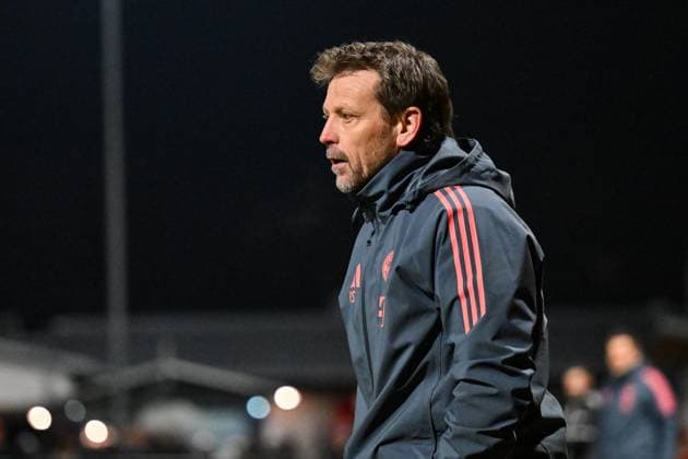 Regionalliga Bayern TSV Buchbach FC Bayern München II 21 11 2025 buchbach, GERMANY 21 NOVEMBER in the picture Holger SEITZ Head coach FC Bayern München II Single photo free pose at the league match between TSV Buchbach and FC Bayern München II on matchday 19 of the Regionalliga Bayern at the SMR Arena on 21 11 2025 Copyright: xBEAUTIFULxSPORTS Goldbergx
