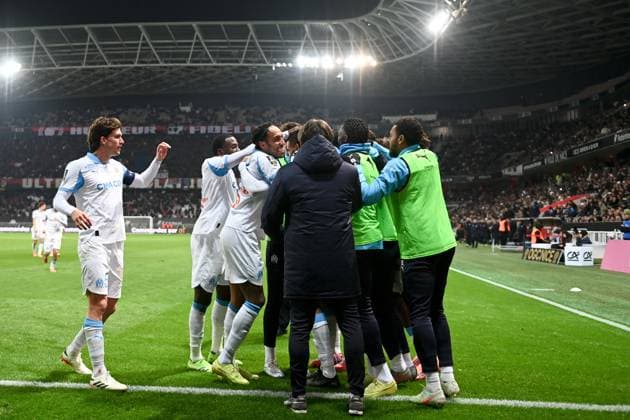 OGC Nice v Olympique de Marseille - Ligue 1 McDonald s 2025 2026 05 Leonardo Julian BALERDI ROSA (om) - 97 Pierre-Emerick AUBAMEYANG (om) during the Ligue 1 McDonald s match between OGC Nice and Olympique de Marseille at Allianz Riviera on November 21, 2025 in Nice, France. Nice France  Copyright: xFEPx 776348205