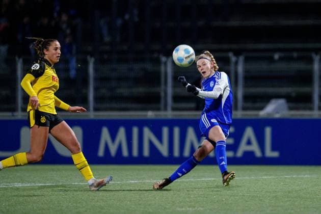 Womens Westfalen Pokal 2025 2026 FC Schalke 04 Borussia Dortmund Jolina Opladen S04, 11 shoots the 1 0 Gelsenkirchen Parkstadion NRW Germany