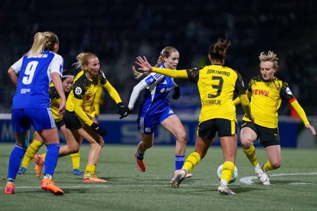 Womens Westfalen Pokal 2025 2026 FC Schalke 04 Borussia Dortmund Match scene FC Schalke 04 vs Borussia Dortmund Gelsenkirchen Parkstadion NRW Germany