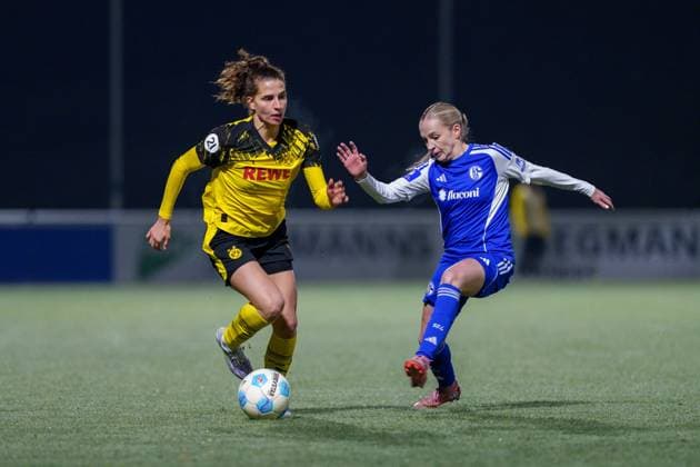 Womens Westphalia Cup 2025 2026 FC Schalke 04 Borussia Dortmund Match scene Gelsenkirchen Parkstadion NRW Germany