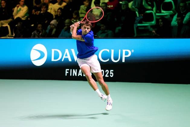 Flavio Cobolli ITA during Davis Cup - Final Eight, International Tennis match in Bologna, Italy, November 21 2025  Copyright: xGiorgioxMaiozzi IPAxSportx xipa-agency.netx xx IPA_68228806 IPA_Agency_IPA68228806