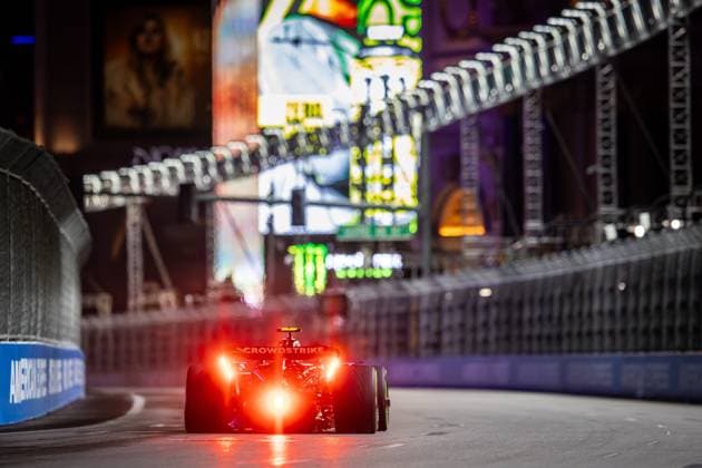 F1 - LAS VEGAS GRAND PRIX 2025 12 KIMI ANTONELLI Andrea (ita), Mercedes AMG F1 Team W16, action during the 2025 Formula 1 Las Vegas Grand Prix, 22th round of the 2025 FIA Formula One World Championship, WM, Weltmeisterschaft from November 21 to 23, 2025 on the Las Vegas Strip Circuit, in Paradise, Nevada, United States of America - ParadiseUnited States  Copyright: xAndrÃ xFerreirax