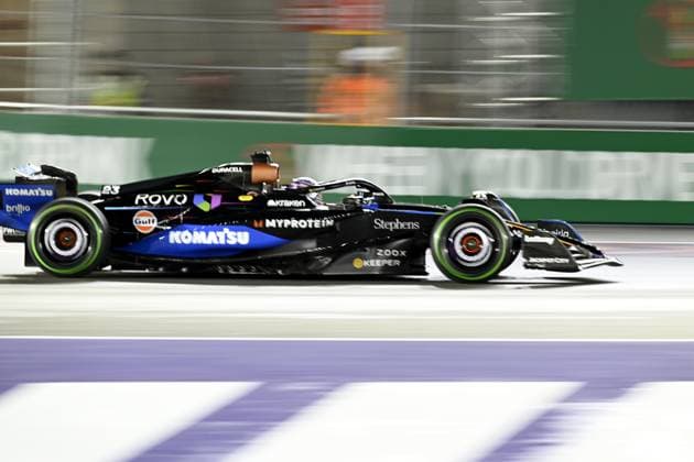 Formula 1 Grand Prix of Las Vegas 2025 - Third Practice Session Classification LAS VEGAS, NEVADA - NOVEMBER 21: Alexander Albon of Atlassian Williams Racing (23) competes Third Practice Session Classification for F1 Grand Prix of Las Vegas at Las Vegas Strip Circuit on November 21, 2025 in Las Vegas, Nevada, United States. Tayfun Coskun Anadolu Nevada United States. Editorial use only. Please get in touch for any other usage.  Copyright: x2025xAnadoluxTayfunxCoskunx