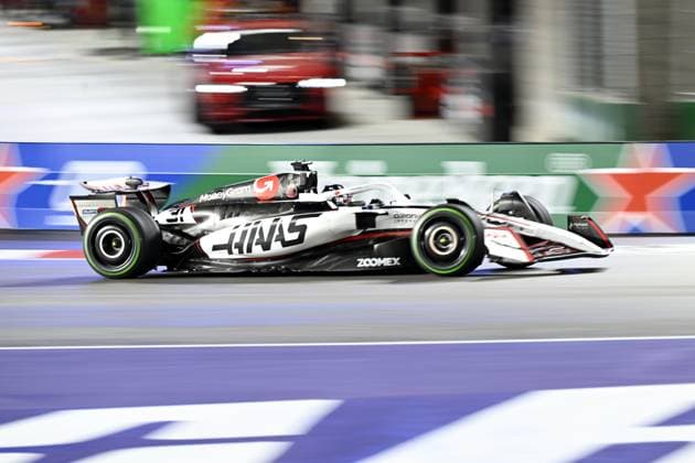 Formula 1 Grand Prix of Las Vegas 2025 - Third Practice Session Classification LAS VEGAS, NEVADA - NOVEMBER 21: Esteban Ocon of MoneyGram Haas F1 Team (31) competes Third Practice Session Classification for F1 Grand Prix of Las Vegas at Las Vegas Strip Circuit on November 21, 2025 in Las Vegas, Nevada, United States. Tayfun Coskun Anadolu Nevada United States. Editorial use only. Please get in touch for any other usage.  Copyright: x2025xAnadoluxTayfunxCoskunx