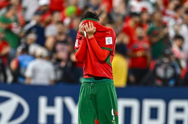 Morocco v Brazil : Quarter-final- FIFA U-17 World Cup Qatar 2025 Ziyad Baha of Morocco looks dejected after the FIFA U-17 World Cup Qatar 2025 Quarter-final match between Morocco and Brazil in Doha, Qatar, on November 21, 2025. DOHA Qatar Copyright: xNOUSHADxTHEKKAYILx