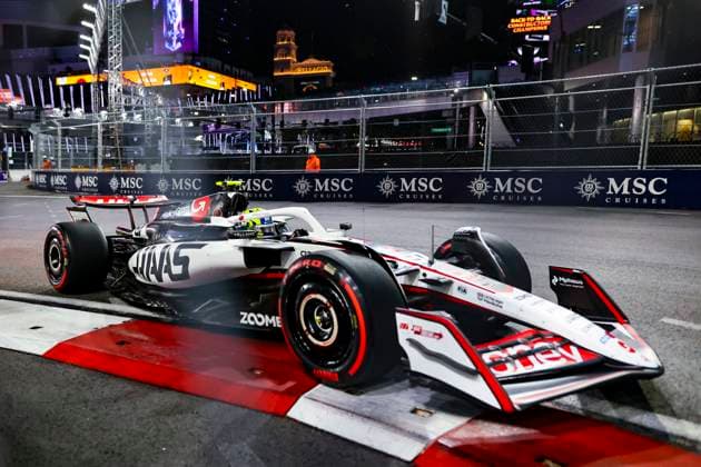 F1 - LAS VEGAS GRAND PRIX 2025 81 PIASTRI Oscar (aus), McLaren F1 Team MCL39, action during the 2025 Formula 1 Las Vegas Grand Prix, 22th round of the 2025 FIA Formula One World Championship, WM, Weltmeisterschaft from November 21 to 23, 2025 on the Las Vegas Strip Circuit, in Paradise, Nevada, United States of America - ParadiseUnited States  Copyright: xJoaoxFilipex
