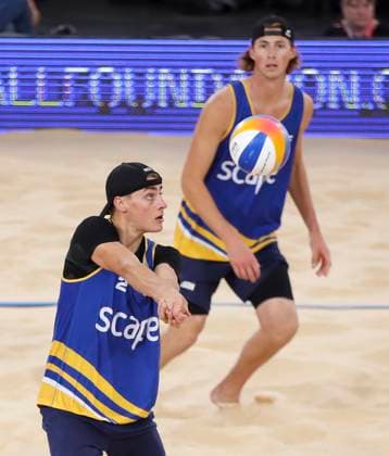 Beach volleyball, Beachvolleyball World Championship, WM, Weltmeisterschaft Jacob Hölting Nilsson and Elmer Andersson (SWE) v TÃ o Rotar and Arnaud Gauthier-Rat (FRA) during the Semi Final match of the Beach Volleyball World Championships at The Drive in Adelaide, Saturday, November 22, 2025. ( NO ARCHIVING, EDITORIAL USE ONLY ADELAIDE SOUTH AUSTRALIA AUSTRALIA  Copyright: xMATTxTURNERx 20251122116902759641