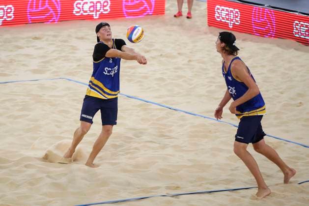 Beach volleyball, Beachvolleyball World Championship, WM, Weltmeisterschaft Jacob Hölting Nilsson and Elmer Andersson (SWE) v TÃ o Rotar and Arnaud Gauthier-Rat (FRA) during the Semi Final match of the Beach Volleyball World Championships at The Drive in Adelaide, Saturday, November 22, 2025. ( NO ARCHIVING, EDITORIAL USE ONLY ADELAIDE SOUTH AUSTRALIA AUSTRALIA  Copyright: xMATTxTURNERx 20251122166435381458