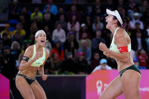 Beach volleyball, Beachvolleyball World Championship, WM, Weltmeisterschaft Tina Graudina and Anastasija Samoilova (LAT) v Thamela Coradello Galil and Victoria Lopes Pereira Tosta (BRA) during the Semi Final match of the Beach Volleyball World Championships at The Drive in Adelaide, Saturday, November 22, 2025. ( NO ARCHIVING, EDITORIAL USE ONLY ADELAIDE SOUTH AUSTRALIA AUSTRALIA  Copyright: xMATTxTURNERx 20251122152578272660