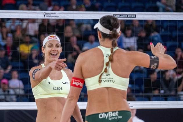 RECORD DATE NOT STATED ADELAIDE, AUSTRALIA - NOVEMBER 22: Tina Graudina (Player 1 - LAT) during the Beach volleyball, Beachvolleyball World Championships at Adelaide on November 22, 2025 in Adelaide, Australia. Australia Copyright: xBEAUTIFULxSPORTS PeterxWeberx