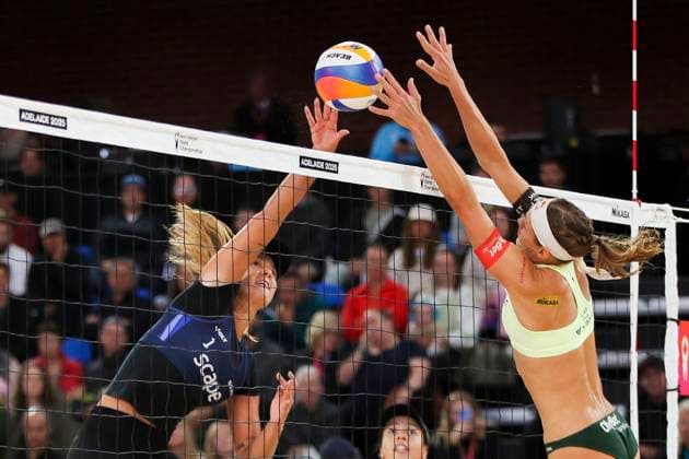 Beach volleyball, Beachvolleyball World Championship, WM, Weltmeisterschaft Thamela Coradello Galil and Victoria Lopes Pereira Tosta (BRA) v Tina Graudina and Anastasija Samoilova (LAT) during the Semi Final match of the Beach Volleyball World Championships at The Drive in Adelaide, Saturday, November 22, 2025. ( NO ARCHIVING, EDITORIAL USE ONLY ADELAIDE SOUTH AUSTRALIA AUSTRALIA  Copyright: xMATTxTURNERx 20251122111122884879
