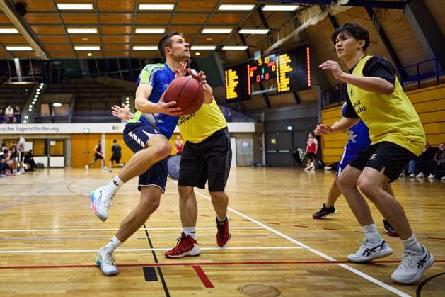 GER, Basketball at midnight, MHP Riesen Ludwigsburg, Basketball, 21 11 2025 GER, MHP Riesen Ludwigsburg, Basketball, Basketball Bundesliga, BBL, Basketball Maenner Saison 2025 2026, 21 11 2025 Ludwigsburg Copyright: xEibner-Pressefoto xFrancescoxConx