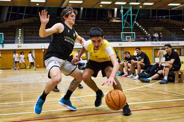 GER, Basketball at midnight, MHP Riesen Ludwigsburg, Basketball, 21 11 2025 GER, MHP Riesen Ludwigsburg, Basketball, Basketball Bundesliga, BBL, Basketball Maenner Saison 2025 2026, 21 11 2025 Ludwigsburg Copyright: xEibner-Pressefoto xFrancescoxConx