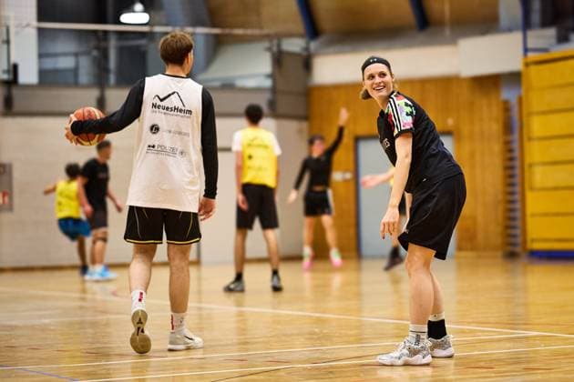 GER, Basketball at midnight, MHP Riesen Ludwigsburg, Basketball, 21 11 2025 GER, MHP Riesen Ludwigsburg, Basketball, Basketball Bundesliga, BBL, Basketball Maenner Saison 2025 2026, 21 11 2025 Ludwigsburg Copyright: xEibner-Pressefoto xFrancescoxConx