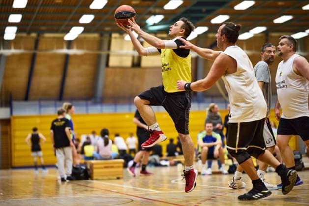 GER, Basketball at midnight, MHP Riesen Ludwigsburg, Basketball, 21 11 2025 GER, MHP Riesen Ludwigsburg, Basketball, Basketball Bundesliga, BBL, Basketball Maenner Saison 2025 2026, 21 11 2025 Ludwigsburg Copyright: xEibner-Pressefoto xFrancescoxConx