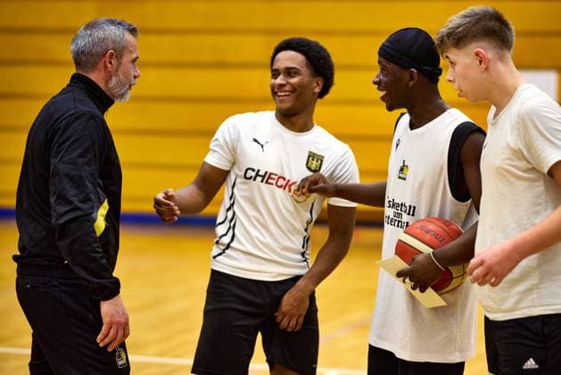 GER, Basketball at midnight, MHP Riesen Ludwigsburg, Basketball, 21 11 2025 GER, MHP Riesen Ludwigsburg, Basketball, Basketball Bundesliga, BBL, Basketball Maenner Saison 2025 2026, 21 11 2025 Ludwigsburg Copyright: xEibner-Pressefoto xFrancescoxConx