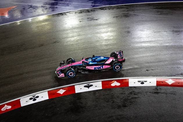 F1 - LAS VEGAS GRAND PRIX 2025 10 GASLY Pierre (fra), Alpine F1 Team A525, action during the 2025 Formula 1 Las Vegas Grand Prix, 22th round of the 2025 FIA Formula One World Championship, WM, Weltmeisterschaft from November 21 to 23, 2025 on the Las Vegas Strip Circuit, in Paradise, Nevada, United States of America - ParadiseUnited States  Copyright: xAndrÃ xFerreirax