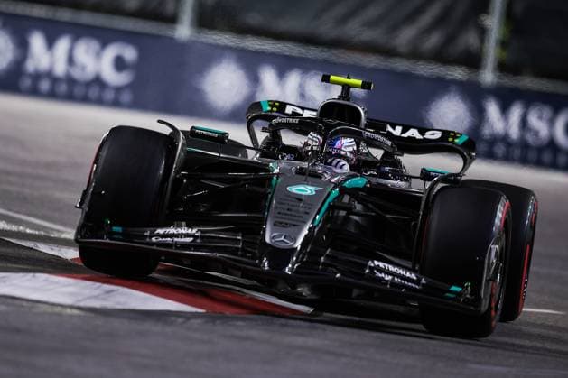 F1 - LAS VEGAS GRAND PRIX 2025 63 RUSSELL George (gbr), Mercedes AMG F1 Team W16, action during the 2025 Formula 1 Las Vegas Grand Prix, 22th round of the 2025 FIA Formula One World Championship, WM, Weltmeisterschaft from November 21 to 23, 2025 on the Las Vegas Strip Circuit, in Paradise, Nevada, United States of America - ParadiseUnited States  Copyright: xEricxAlonsox