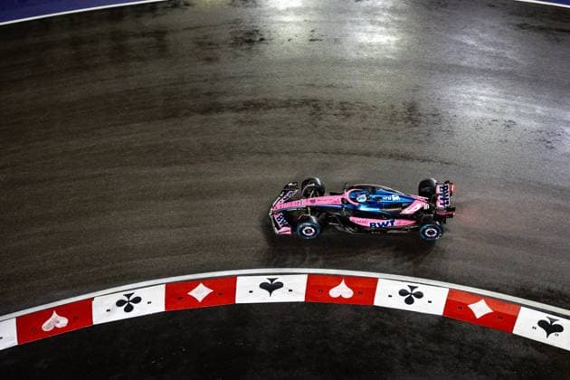 F1 - LAS VEGAS GRAND PRIX 2025 10 GASLY Pierre (fra), Alpine F1 Team A525, action during the 2025 Formula 1 Las Vegas Grand Prix, 22th round of the 2025 FIA Formula One World Championship, WM, Weltmeisterschaft from November 21 to 23, 2025 on the Las Vegas Strip Circuit, in Paradise, Nevada, United States of America - ParadiseUnited States  Copyright: xAndrÃ xFerreirax