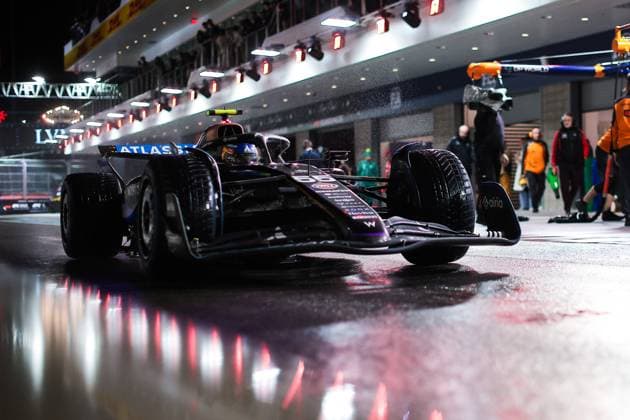 F1 - LAS VEGAS GRAND PRIX 2025 55 SAINZ Carlos (spa), Williams Racing FW47, action during the 2025 Formula 1 Las Vegas Grand Prix, 22th round of the 2025 FIA Formula One World Championship, WM, Weltmeisterschaft from November 21 to 23, 2025 on the Las Vegas Strip Circuit, in Paradise, Nevada, United States of America - ParadiseUnited States  Copyright: xEricxAlonsox