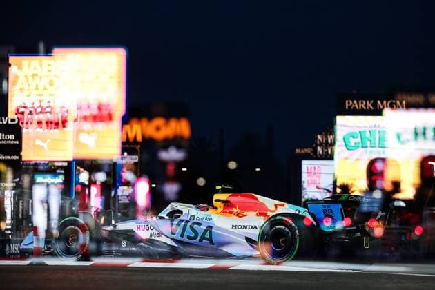 F1 - LAS VEGAS GRAND PRIX 2025 30 LAWSON Liam (nzl), Visa Cash App RB F1 Team VCARB02, action during the 2025 Formula 1 Las Vegas Grand Prix, 22th round of the 2025 FIA Formula One World Championship, WM, Weltmeisterschaft from November 21 to 23, 2025 on the Las Vegas Strip Circuit, in Paradise, Nevada, United States of America - ParadiseUnited States  Copyright: xEricxAlonsox