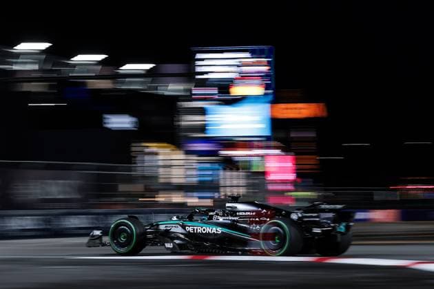 F1 - LAS VEGAS GRAND PRIX 2025 63 RUSSELL George (gbr), Mercedes AMG F1 Team W16, action during the 2025 Formula 1 Las Vegas Grand Prix, 22th round of the 2025 FIA Formula One World Championship, WM, Weltmeisterschaft from November 21 to 23, 2025 on the Las Vegas Strip Circuit, in Paradise, Nevada, United States of America - ParadiseUnited States  Copyright: xEricxAlonsox